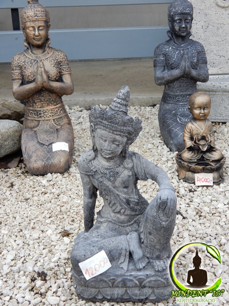 Mindent 'Is' kerti dekoráció 72